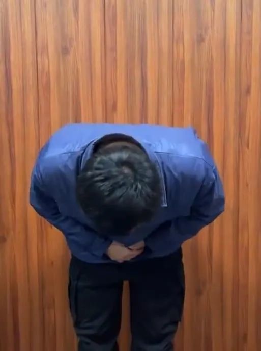 阿扎伦卡在RNG比赛中爆冷，连败引发热议！